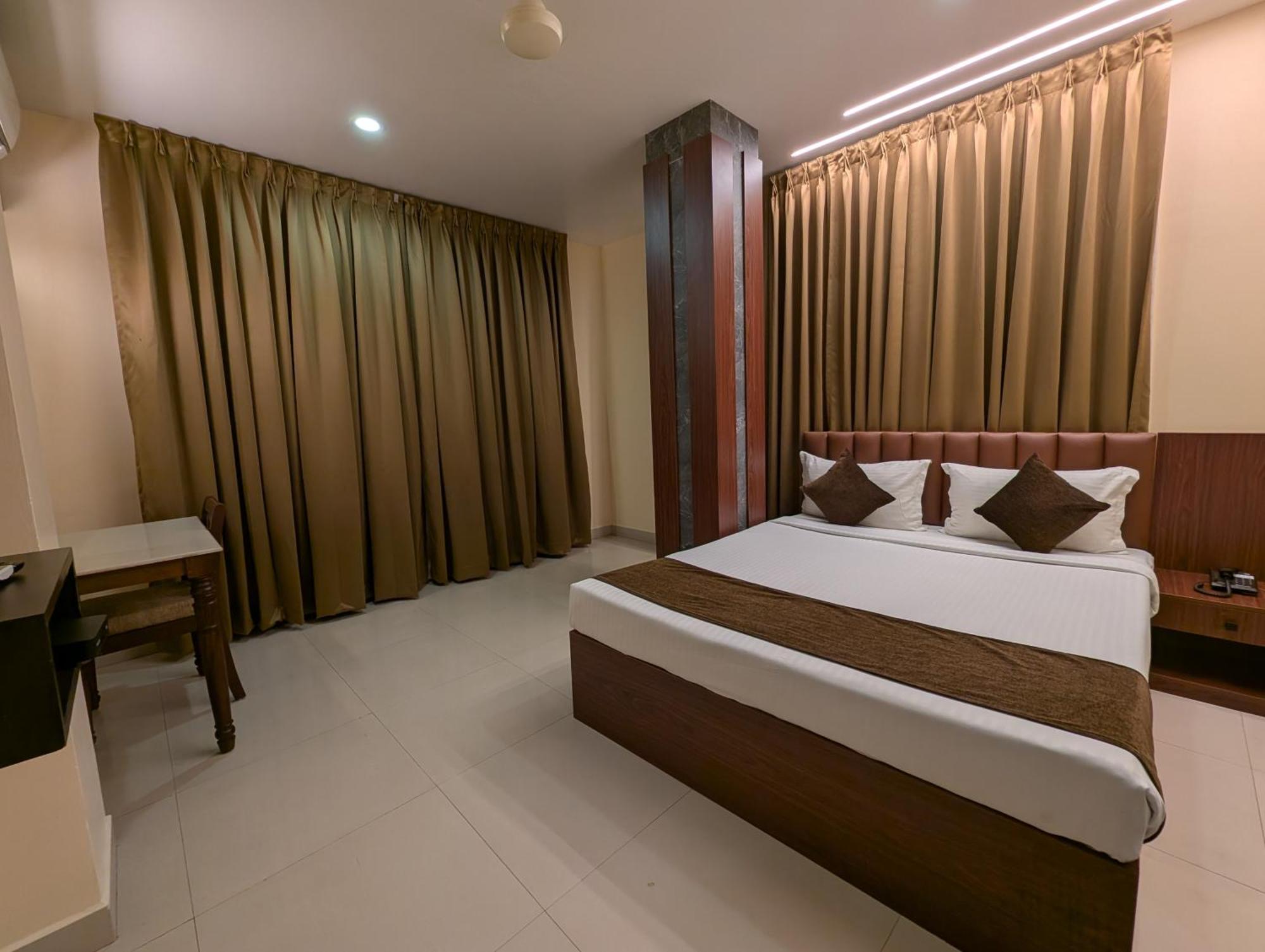 Hotel Arcadia Kottayam Exterior foto